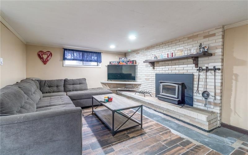716 Stauffer Ave, Scottdale, 15683, 4 Bedrooms Bedrooms, 11 Rooms Rooms,3 BathroomsBathrooms,Residential,For Sale,Stauffer Ave,1735542