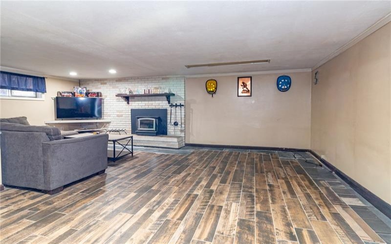 716 Stauffer Ave, Scottdale, 15683, 4 Bedrooms Bedrooms, 11 Rooms Rooms,3 BathroomsBathrooms,Residential,For Sale,Stauffer Ave,1735542