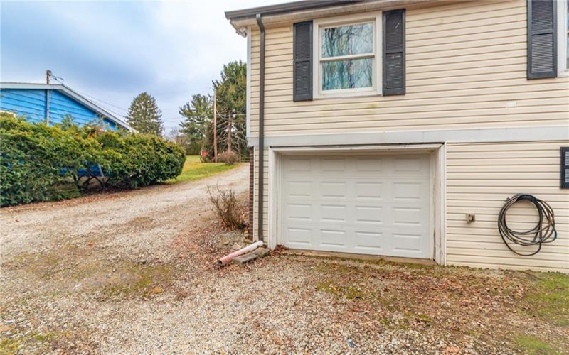 716 Stauffer Ave, Scottdale, 15683, 4 Bedrooms Bedrooms, 11 Rooms Rooms,3 BathroomsBathrooms,Residential,For Sale,Stauffer Ave,1735542