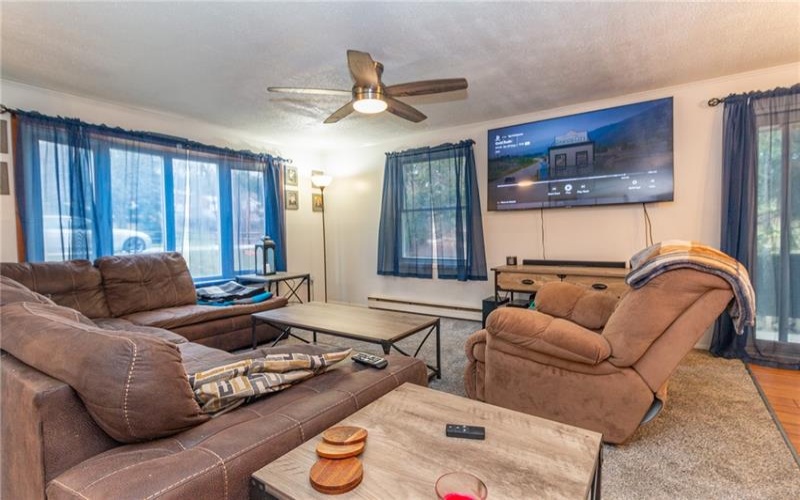 716 Stauffer Ave, Scottdale, 15683, 4 Bedrooms Bedrooms, 11 Rooms Rooms,3 BathroomsBathrooms,Residential,For Sale,Stauffer Ave,1735542