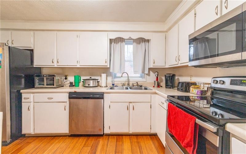 716 Stauffer Ave, Scottdale, 15683, 4 Bedrooms Bedrooms, 11 Rooms Rooms,3 BathroomsBathrooms,Residential,For Sale,Stauffer Ave,1735542