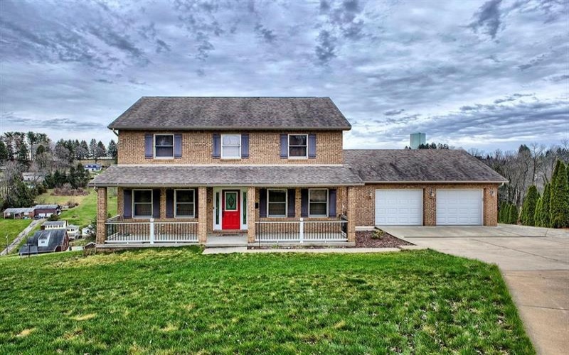 11227 Pershing DRIVE, North Huntingdon, 15642, 5 Bedrooms Bedrooms, 13 Rooms Rooms,4 BathroomsBathrooms,Residential,For Sale,Pershing,1746866