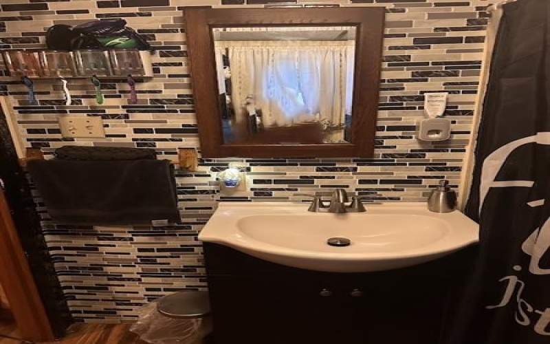 9 Church Street, Dunbar, 15431, 3 Bedroom Bedrooms, 6 Room Rooms,2 BathroomBathrooms,Residential,For Sale,Church Street,1724308