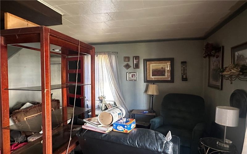 425 Somers Street, Pricedale, 15072, 2 Bedrooms Bedrooms, 6 Rooms Rooms,1 BathroomBathrooms,Residential,For Sale,Somers Street,1731143