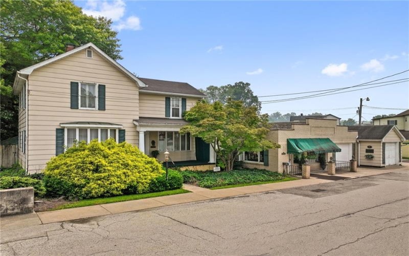 305-307 Sixth St, West Newton, 15089, ,Commercial-industrial-business,For Sale,Sixth St,1742025