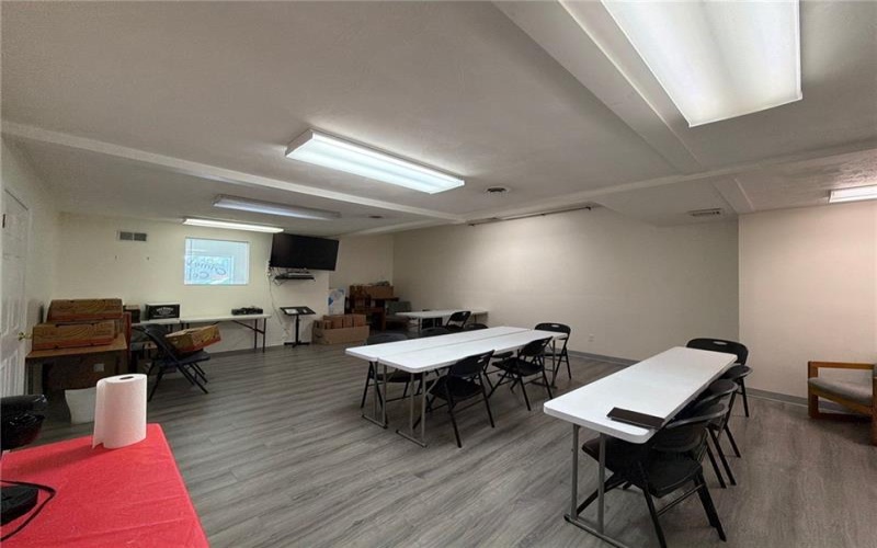 6 Oliver Rd Suite 108, Uniontown, 15401, ,Commercial-industrial-business,For Sale,Oliver Rd Suite 108,1746888