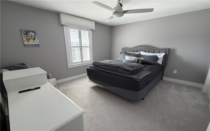 211 Settlers Ct, Venetia, 15367, 3 Bedrooms Bedrooms, 8 Rooms Rooms,2.1 BathroomsBathrooms,Residential,For Sale,Settlers Ct,1739211