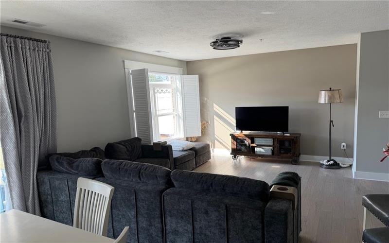 211 Settlers Ct, Venetia, 15367, 3 Bedrooms Bedrooms, 8 Rooms Rooms,2.1 BathroomsBathrooms,Residential,For Sale,Settlers Ct,1739211