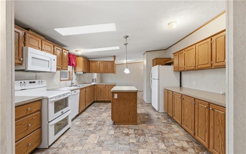 839 Bovard Luxor Rd, Greensburg, 15601, 5 Bedrooms Bedrooms, ,2 BathroomsBathrooms,Residential,For Sale,Bovard Luxor Rd,1746892