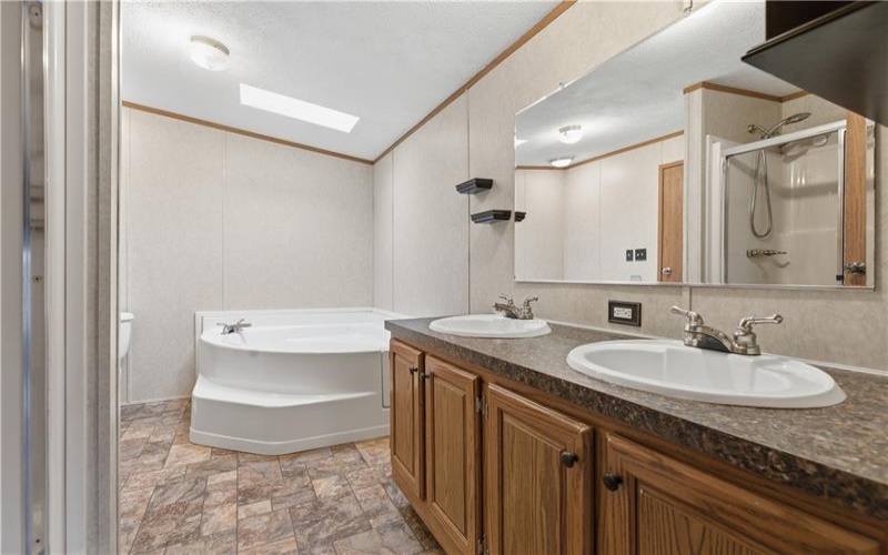839 Bovard Luxor Rd, Greensburg, 15601, 5 Bedrooms Bedrooms, ,2 BathroomsBathrooms,Residential,For Sale,Bovard Luxor Rd,1746892