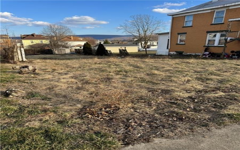 65 Lawn Ave, Uniontown, 15401, 3 Bedrooms Bedrooms, ,Farm-acreage-lot,For Sale,Lawn Ave,1742057