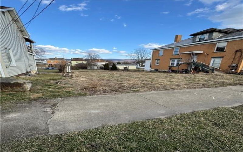 65 Lawn Ave, Uniontown, 15401, 3 Bedrooms Bedrooms, ,Farm-acreage-lot,For Sale,Lawn Ave,1742057