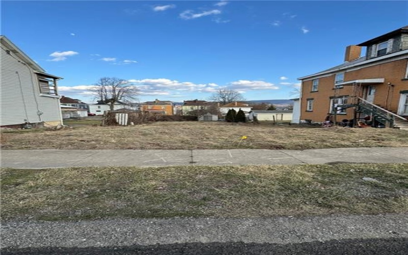 65 Lawn Ave, Uniontown, 15401, 3 Bedrooms Bedrooms, ,Farm-acreage-lot,For Sale,Lawn Ave,1742057