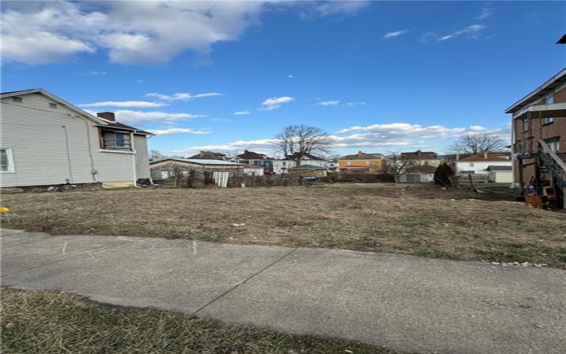 65 Lawn Ave, Uniontown, 15401, 3 Bedrooms Bedrooms, ,Farm-acreage-lot,For Sale,Lawn Ave,1742057