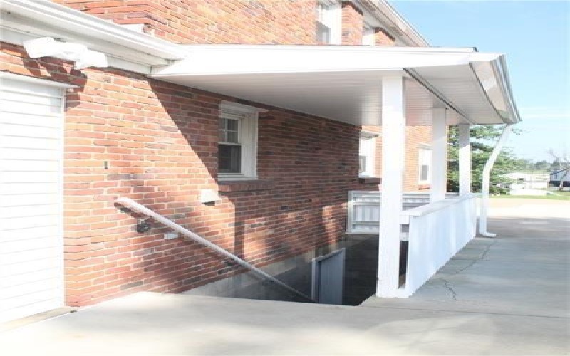 300 Cameron Rd., South Strabane, 15301, ,Commercial-industrial-business,For Sale,Cameron Rd.,1735678