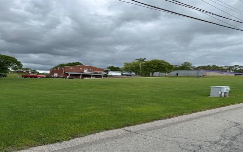 4 McCoy Lane, Washington, 15301, ,Commercial-industrial-business,For Sale,McCoy Lane,1742077