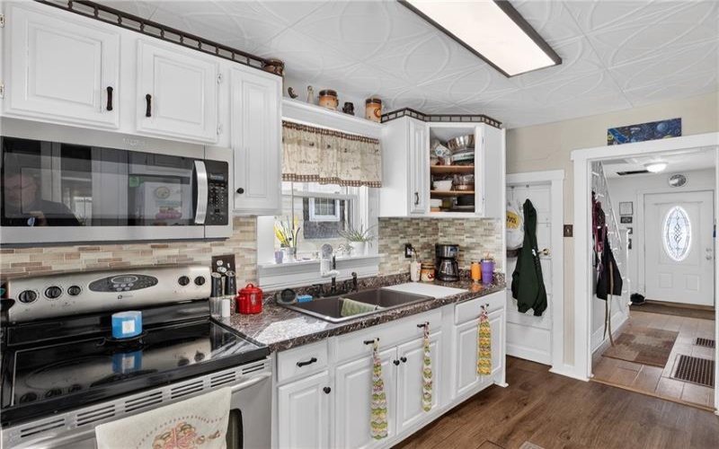 101 Highland Avenue, Avella, 15312, 3 Bedrooms Bedrooms, ,1 BathroomBathrooms,Residential,For Sale,Highland Avenue,1739305