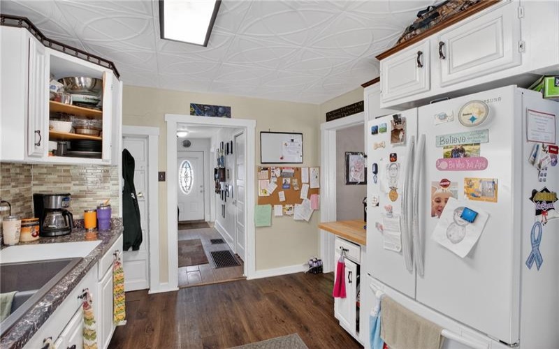 101 Highland Avenue, Avella, 15312, 3 Bedrooms Bedrooms, ,1 BathroomBathrooms,Residential,For Sale,Highland Avenue,1739305