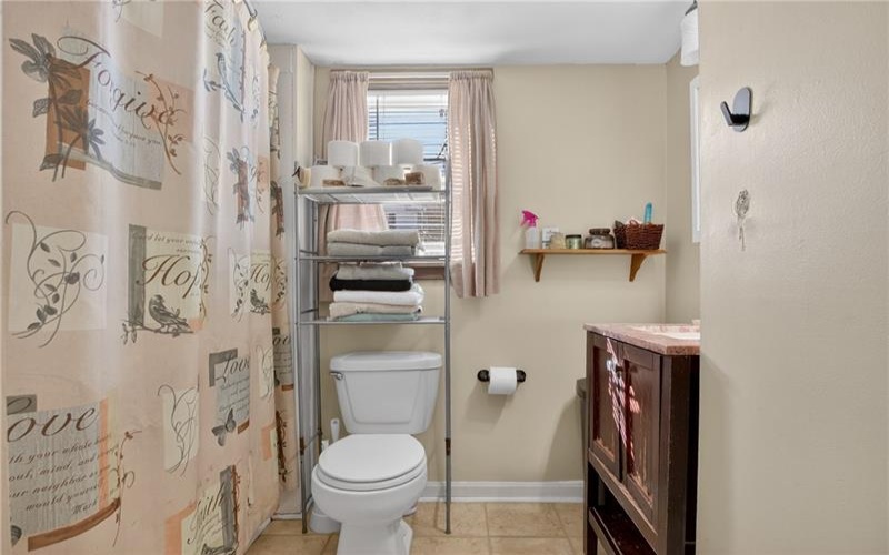 101 Highland Avenue, Avella, 15312, 3 Bedrooms Bedrooms, ,1 BathroomBathrooms,Residential,For Sale,Highland Avenue,1739305