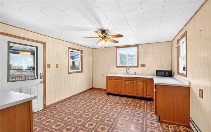 101 7th St, Monongahela, 15063, 2 Bedrooms Bedrooms, 7 Rooms Rooms,1 BathroomBathrooms,Residential,For Sale,7th St,1746971