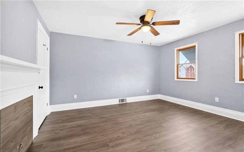 101 7th St, Monongahela, 15063, 2 Bedrooms Bedrooms, 7 Rooms Rooms,1 BathroomBathrooms,Residential,For Sale,7th St,1746971