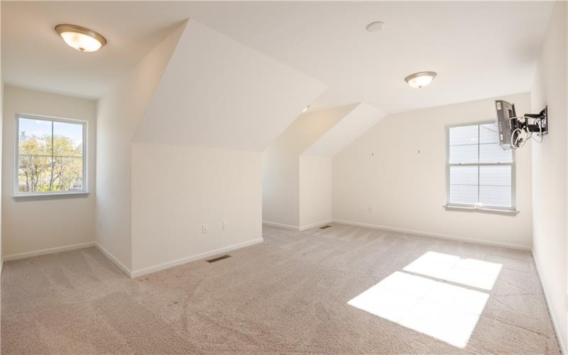 103 Bridle Lane, Washington, 15301, 3 Bedrooms Bedrooms, 11 Rooms Rooms,3 BathroomsBathrooms,Residential,For Sale,Bridle Lane,1739332