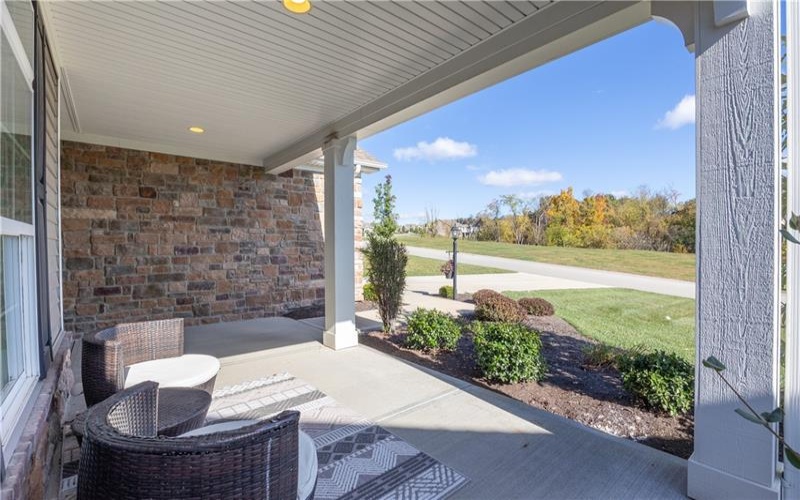103 Bridle Lane, Washington, 15301, 3 Bedrooms Bedrooms, 11 Rooms Rooms,3 BathroomsBathrooms,Residential,For Sale,Bridle Lane,1739332