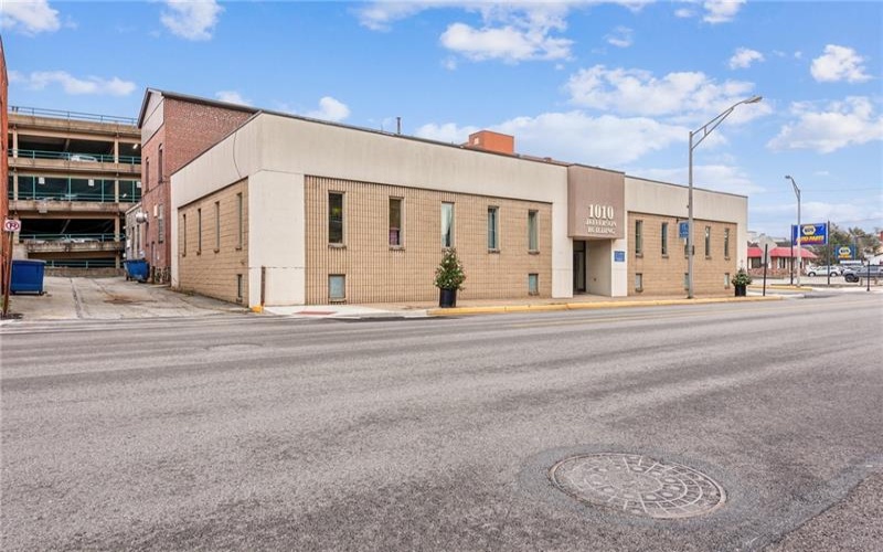 1010 Jefferson St, Latrobe, 15650, ,Commercial-industrial-business,For Sale,Jefferson St,1744602