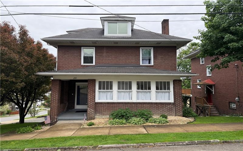 235 Center Ave, Greensburg, 15601, 4 Bedrooms Bedrooms, ,1 BathroomBathrooms,Lease,For Rent,Center Ave,1744623