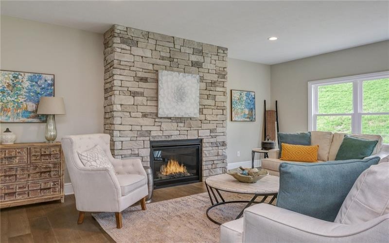 138 Summer Lane, McDonald, 15057, 3 Bedrooms Bedrooms, 7 Rooms Rooms,2 BathroomsBathrooms,Residential,For Sale,Summer Lane,1735860