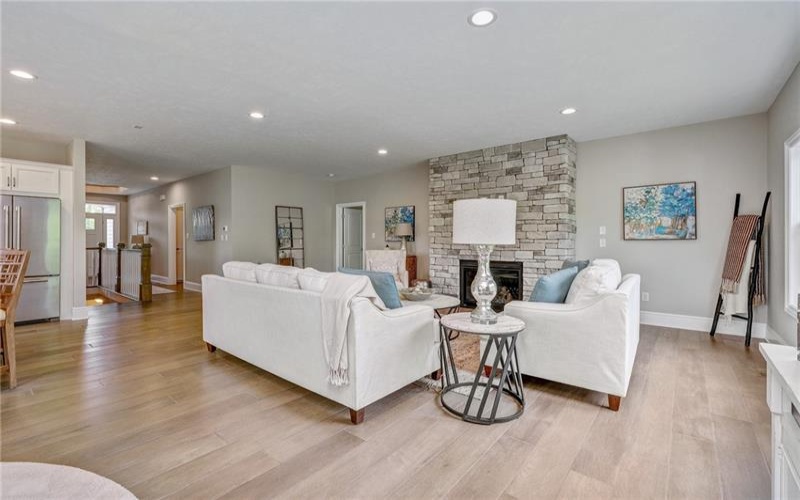 138 Summer Lane, McDonald, 15057, 3 Bedrooms Bedrooms, 7 Rooms Rooms,2 BathroomsBathrooms,Residential,For Sale,Summer Lane,1735860