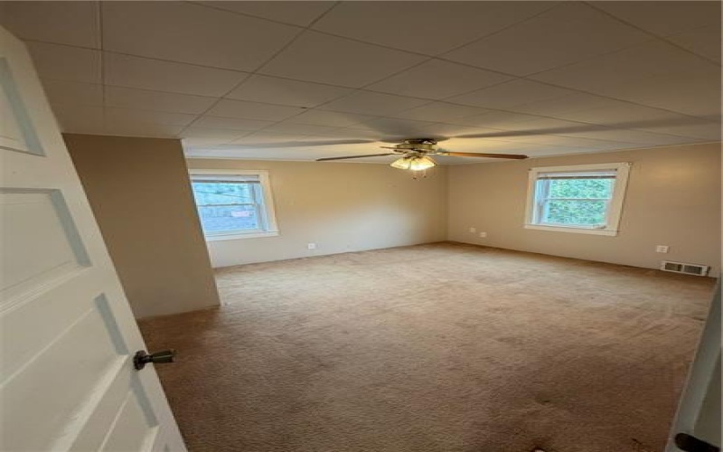 20 Pine St, Ellsworth, 15331, 2 Bedrooms Bedrooms, ,1 BathroomBathrooms,Lease,For Rent,Pine St,1746985