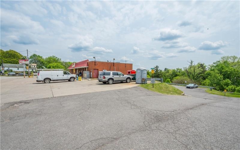 1100 Steubenbville Pike, Burgettstown, 15021, ,Commercial-industrial-business,For Sale,Steubenbville Pike,1739367