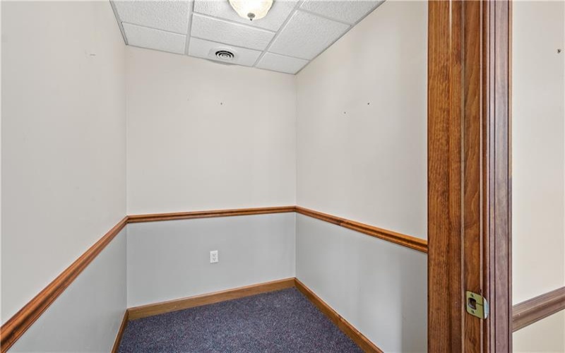 1100 Steubenbville Pike, Burgettstown, 15021, ,Commercial-industrial-business,For Sale,Steubenbville Pike,1739367