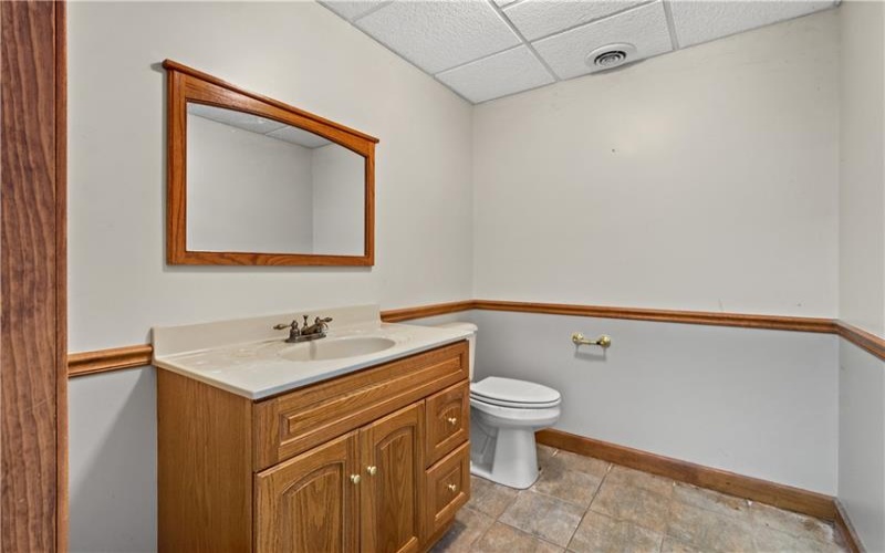 1100 Steubenbville Pike, Burgettstown, 15021, ,Commercial-industrial-business,For Sale,Steubenbville Pike,1739367