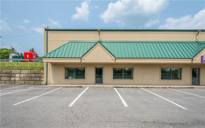 1100 Steubenbville Pike, Burgettstown, 15021, ,Commercial-industrial-business,For Sale,Steubenbville Pike,1739367