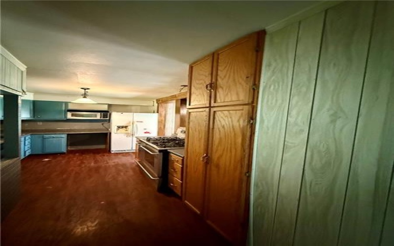 81 Greene Street, Clarksville, 15322, 3 Bedrooms Bedrooms, 7 Rooms Rooms,2 BathroomsBathrooms,Residential,For Sale,Greene Street,1724885