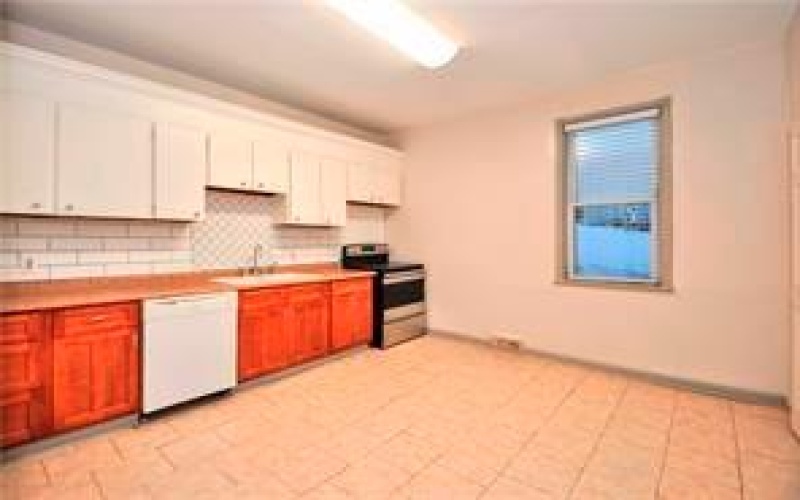 432 Conrad Ave, Charleroi, 15022, 5 Bedrooms Bedrooms, 9 Rooms Rooms,2.1 BathroomsBathrooms,Residential,For Sale,Conrad Ave,1735937