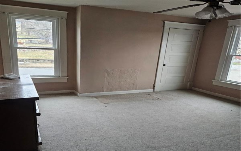 239 Main, Dickerson Run, 15431, 3 Bedrooms Bedrooms, ,1 BathroomBathrooms,Residential,For Sale,Main,1739377