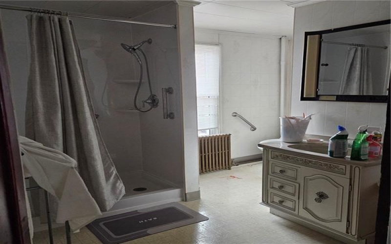 239 Main, Dickerson Run, 15431, 3 Bedrooms Bedrooms, ,1 BathroomBathrooms,Residential,For Sale,Main,1739377