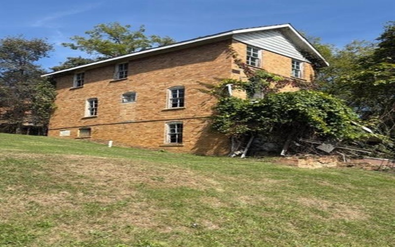 310 2nd St, Marianna, 15345, 3 Bedrooms Bedrooms, ,1 BathroomBathrooms,Residential,For Sale,2nd St,1724942