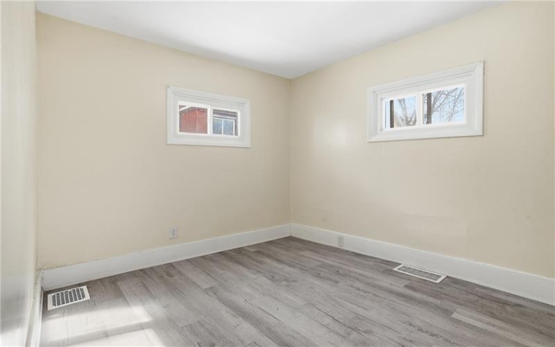 1245 Kenneth Avenue, New Kensington, 15068, 5 Bedrooms Bedrooms, ,1 BathroomBathrooms,Residential,For Sale,Kenneth Avenue,1739388