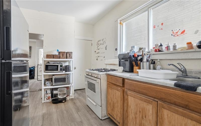 1245 Kenneth Avenue, New Kensington, 15068, 5 Bedrooms Bedrooms, ,1 BathroomBathrooms,Residential,For Sale,Kenneth Avenue,1739388