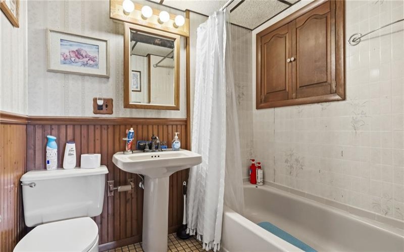 4 Grant St, Monongahela, 15063, 3 Bedrooms Bedrooms, ,2 BathroomsBathrooms,Residential,For Sale,Grant St,1742212