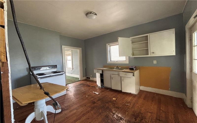 932 5th St, Charleroi, 15022, ,Multi-unit,For Sale,5th St,1724958