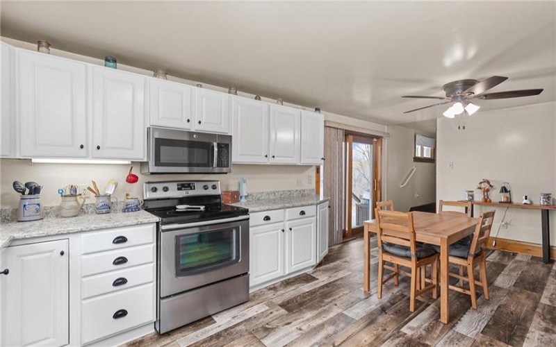 414 State Route 231, Claysville, 15323, 3 Bedrooms Bedrooms, 8 Rooms Rooms,1 BathroomBathrooms,Residential,For Sale,State Route 231,1731358