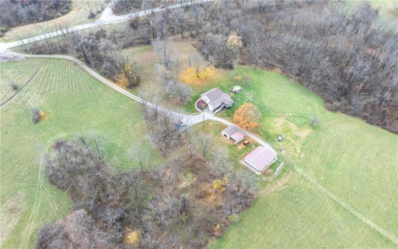 414 State Route 231, Claysville, 15323, 3 Bedrooms Bedrooms, 8 Rooms Rooms,1 BathroomBathrooms,Residential,For Sale,State Route 231,1731358