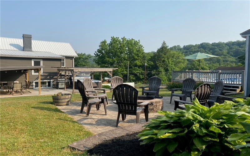 12 Logan St., Ohiopyle, 15470, 4 Bedrooms Bedrooms, 7 Rooms Rooms,2 BathroomsBathrooms,Residential,For Sale,Logan St.,1739397
