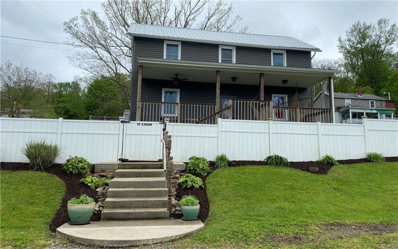 12 Logan St., Ohiopyle, 15470, 4 Bedrooms Bedrooms, 7 Rooms Rooms,2 BathroomsBathrooms,Residential,For Sale,Logan St.,1739397