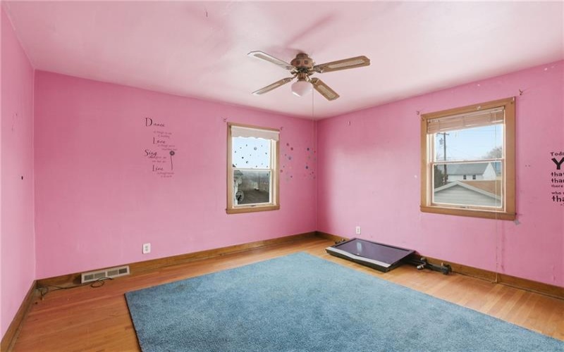 87 United Rd, Mount Pleasant, 15666, 4 Bedrooms Bedrooms, ,1.1 BathroomsBathrooms,Residential,For Sale,United Rd,1742215